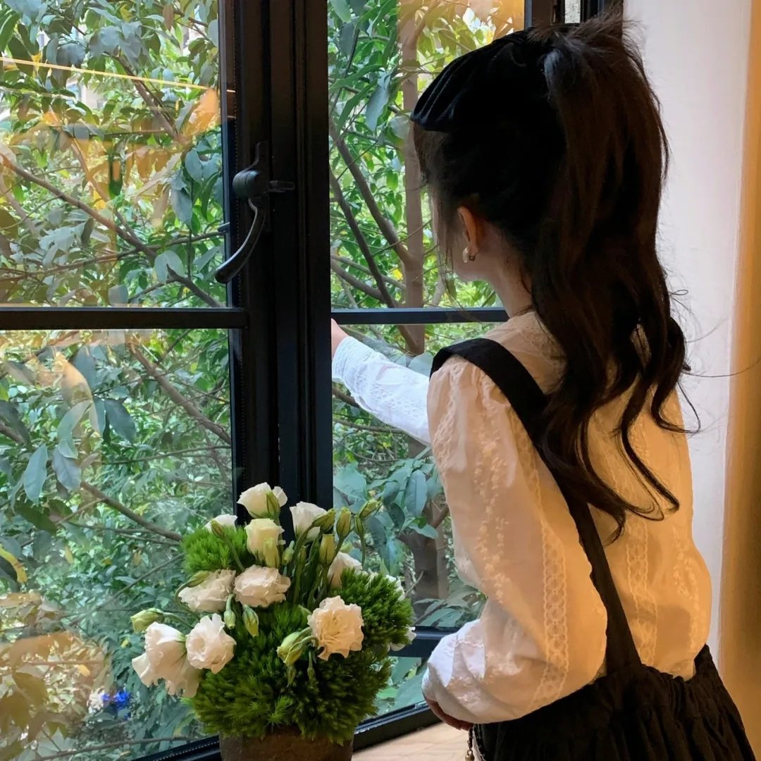 香港艾曼妞粤语